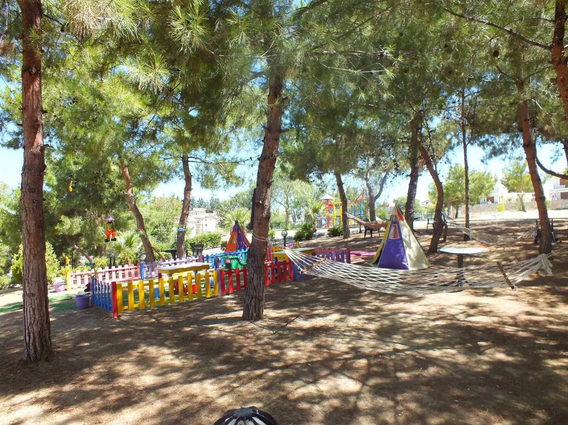 Tuntas Family 4* Kuşadası